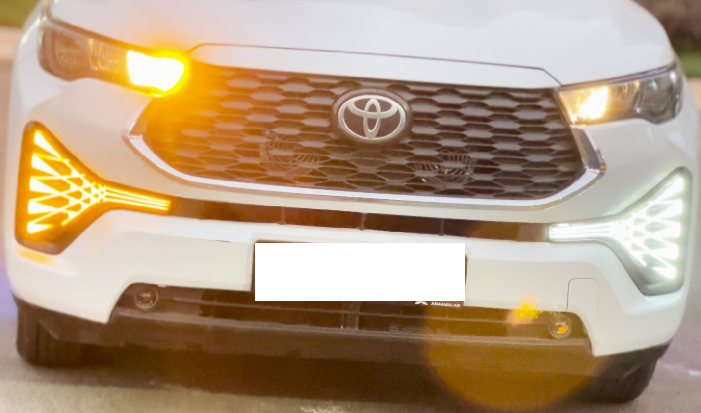 hycrossfrontdrlimg